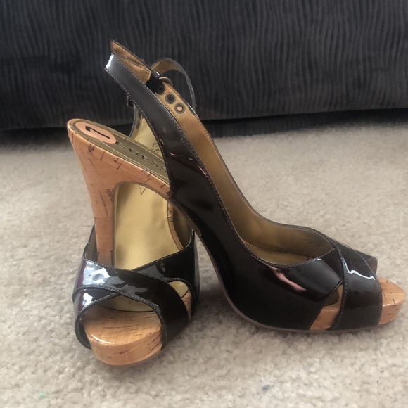 Guess Brown Patent Leather Peep Toe Slingback Heels - Picture 4 of 7